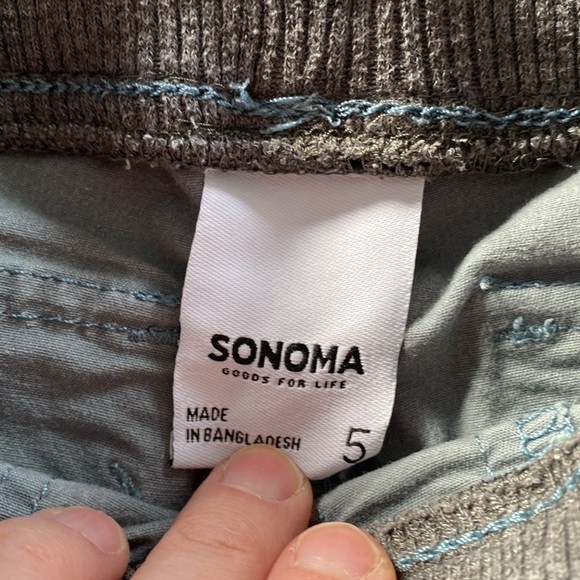 Bundle of 4 Boys’ Shorts Size 5 - Picture 3 of 9